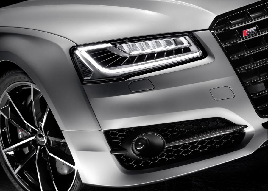 Детали экстерьера Audi S8 Plus (D4) 2015 года  (WW) (фото 37 из 47)
